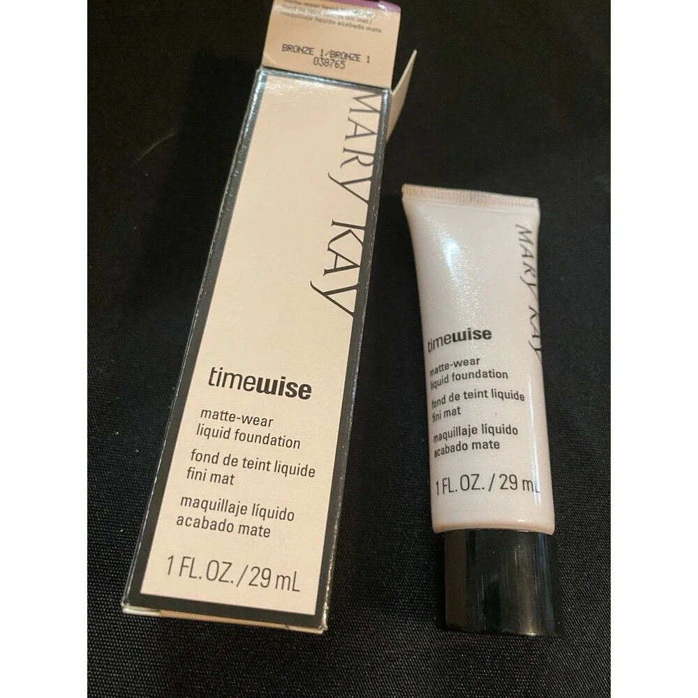 Mary Kay Timewise Matte Wear Liquid Foundation Bronze 1